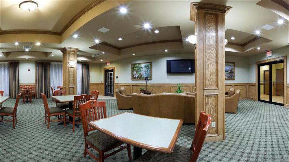 Holiday Inn Express Hotel & Suites Zapata By Ihg מראה חיצוני תמונה