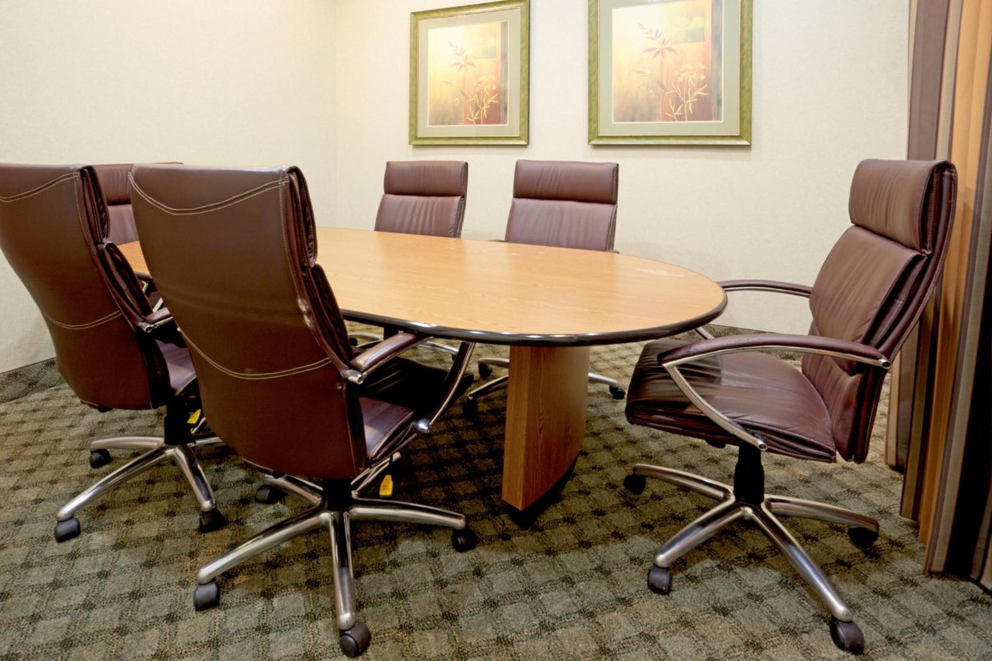 Holiday Inn Express Hotel & Suites Zapata By Ihg מראה חיצוני תמונה